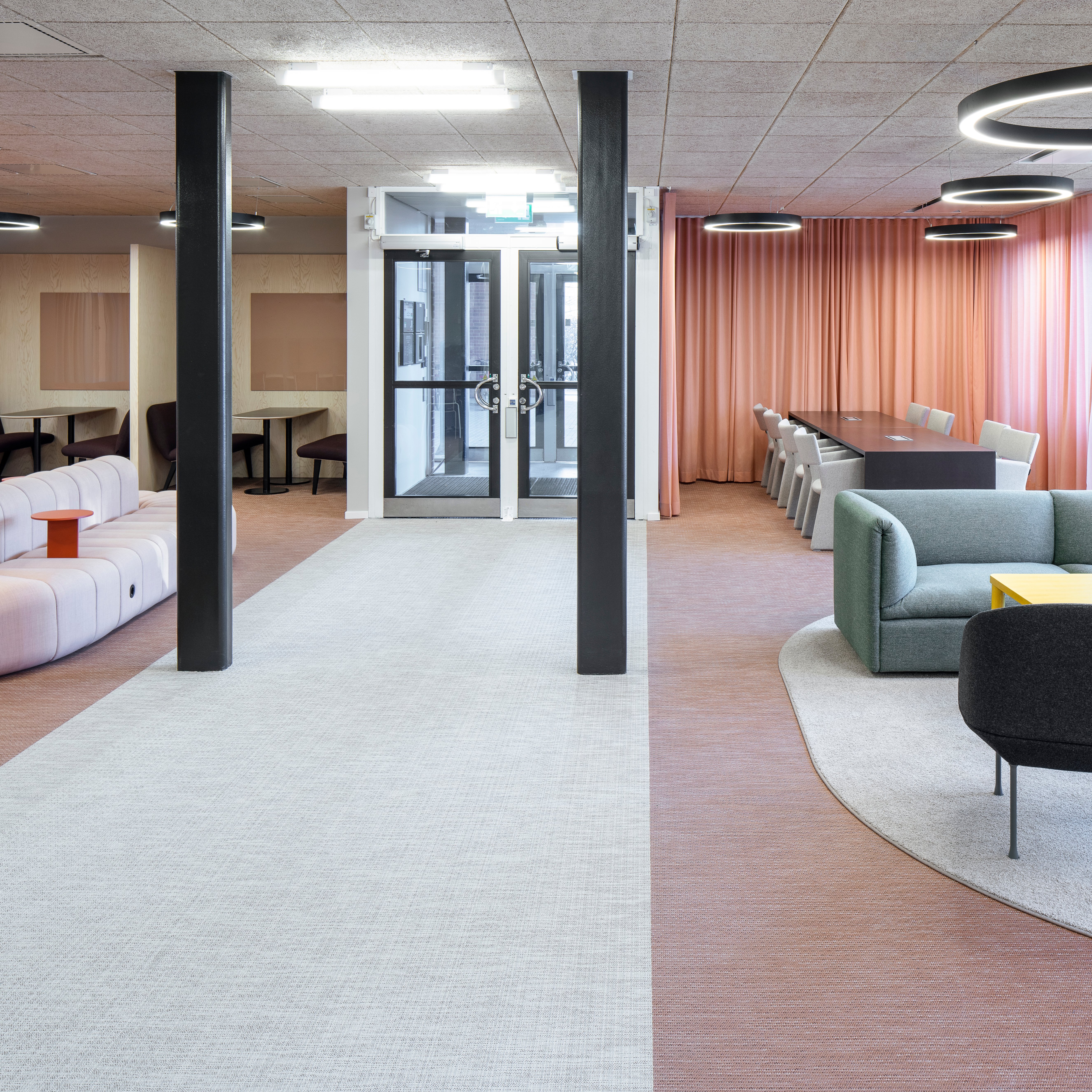 Bolon_Flooring_Karolinska5_SE